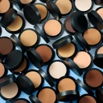 SEPHORA COLLECTION Fond De Teint Perfection Compact Matifiant - Fond De Teint Poudre Fini Mat Couleur: 04P Light - clair avec teint de base rose