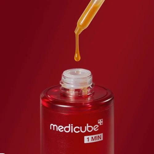 MEDICUBE 1 MIN RED ACNE SUCCINIC ACID PEEL 40 G MEDICUBE 1 MIN RED ACNE SUCCINIC ACID PEEL 40 G