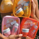 SOL DE JANEIRO - MINI Beija Flor Jet Set - Ready Minis
